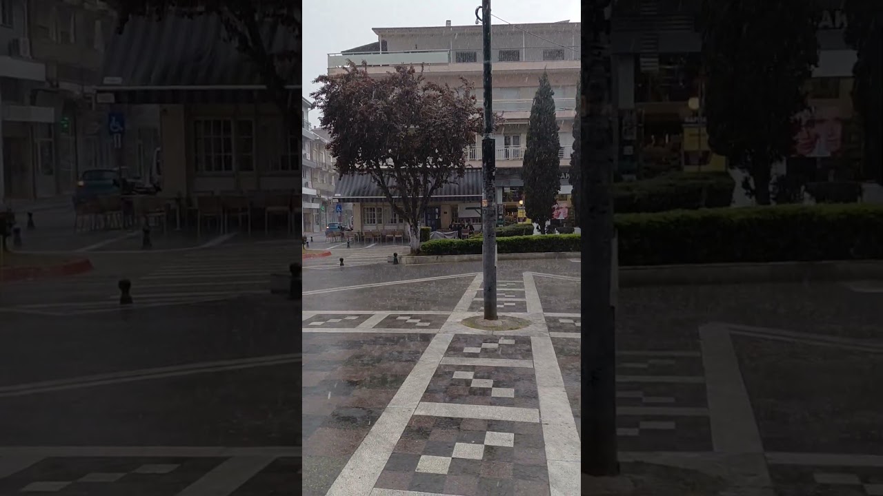 "Ά&nu;&omicron;&iota;&xi;&alpha;&nu; &omicron;&iota; &omicron;&upsilon;&rho;&alpha;&nu;&omicron;ί" &sigma;&tau;&eta;&nu; &Pi;&tau;&omicron;&lambda;&epsilon;&mu;&alpha;ΐ&delta;&alpha;