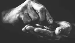 ftochia-ke-kinonikos-apoklismos-stin