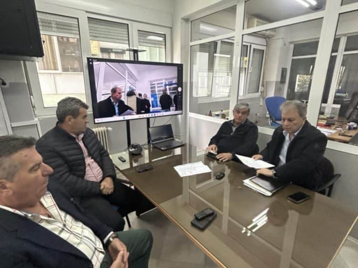 Παράδοση Ψηφιακής Αναβάθμισης και Ενίσχυσης Υποδομών του Εργατοϋπαλληλικού Κέντρου Καστοριάς από την Π.Ε. Καστοριάς