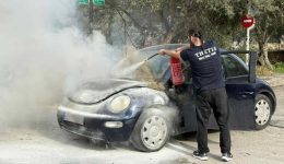 aftokinito-tilichthike-stis-floges-sti