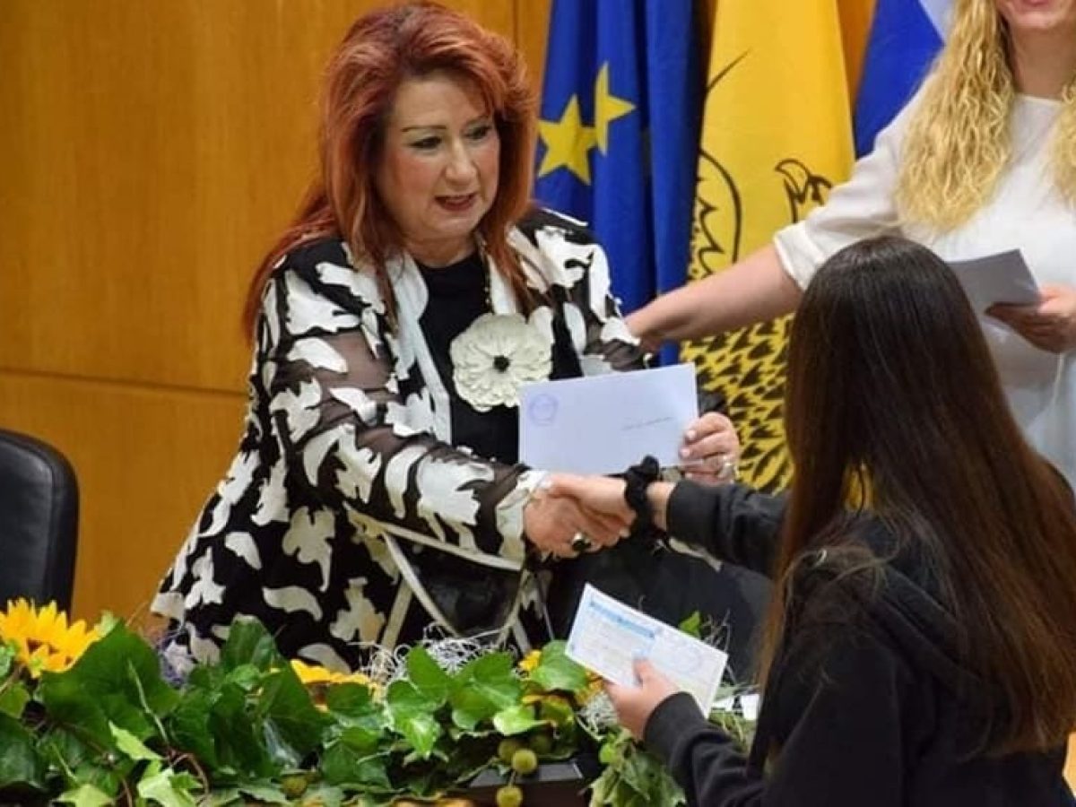 &Delta;ή&mu;&omicron;&sigmaf; &Nu;έ&alpha;&sigmaf; &Iota;&omega;&nu;ί&alpha;&sigmaf;: &Alpha;&nu;&alpha;&kappa;&omicron;ί&nu;&omega;&sigma;&eta; &gamma;&iota;&alpha; &tau;&iota;&sigmaf; &upsilon;&pi;&omicron;&tau;&rho;&omicron;&phi;ί&epsilon;&sigmaf; &alpha;&rho;&iota;&sigma;&tau;&omicron;ύ&chi;&omega;&nu; &mu;&alpha;&theta;&eta;&tau;ώ&nu;