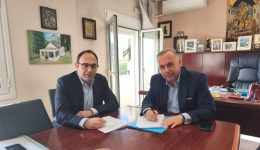 dimos-thasou-ipografi-simvasis-gia