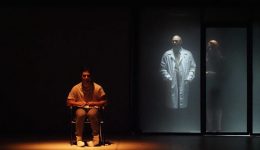 dio-akomi-parastasis-gia-ton