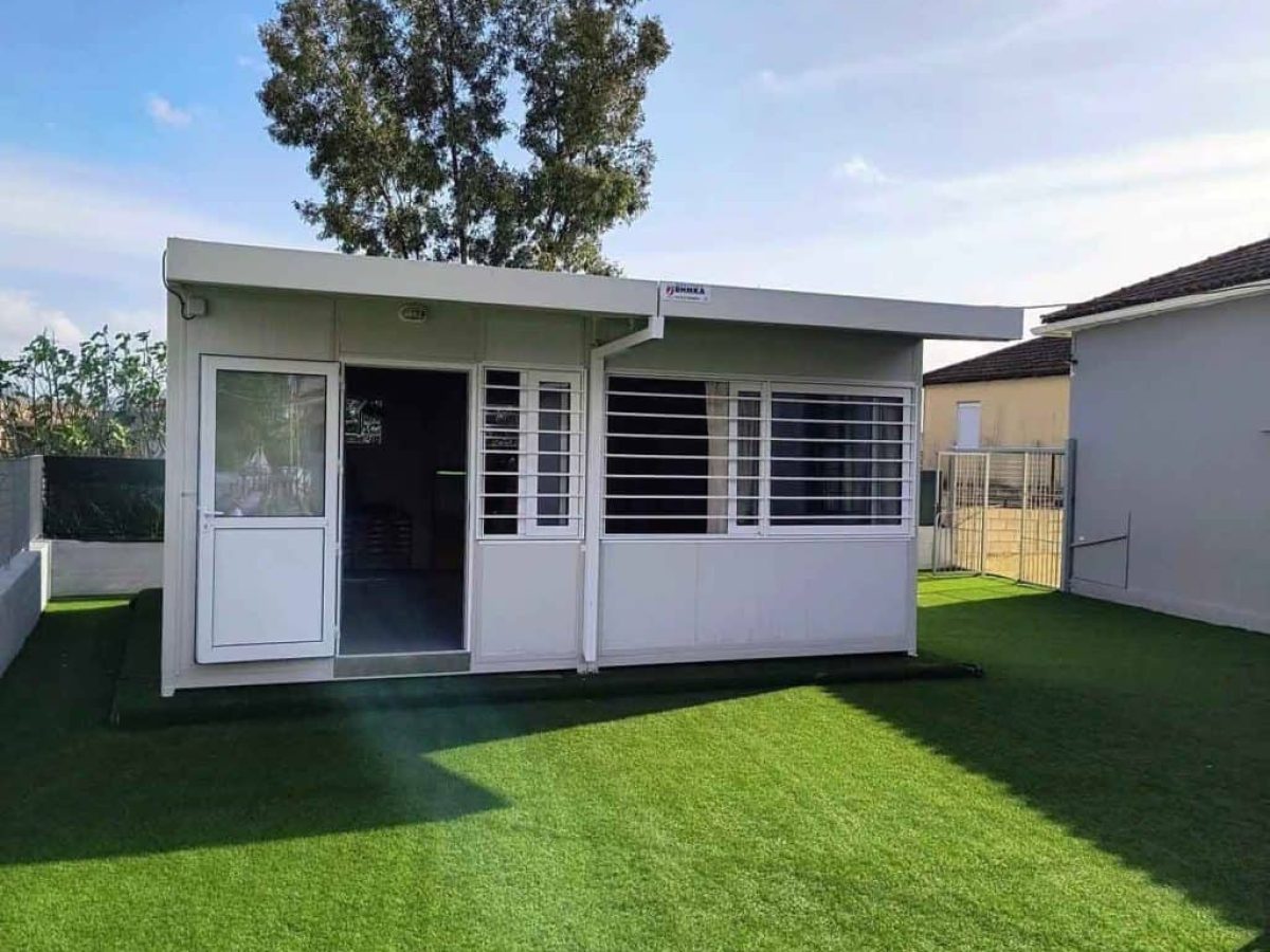 Διονύσιος Ακτύπης: Αναβαθμίζεται ο προαύλιος χώρος του Δημοτικού Αμπελόκηπων | Σταθερά στην προτεραιότητα οι σχολικές υποδομές