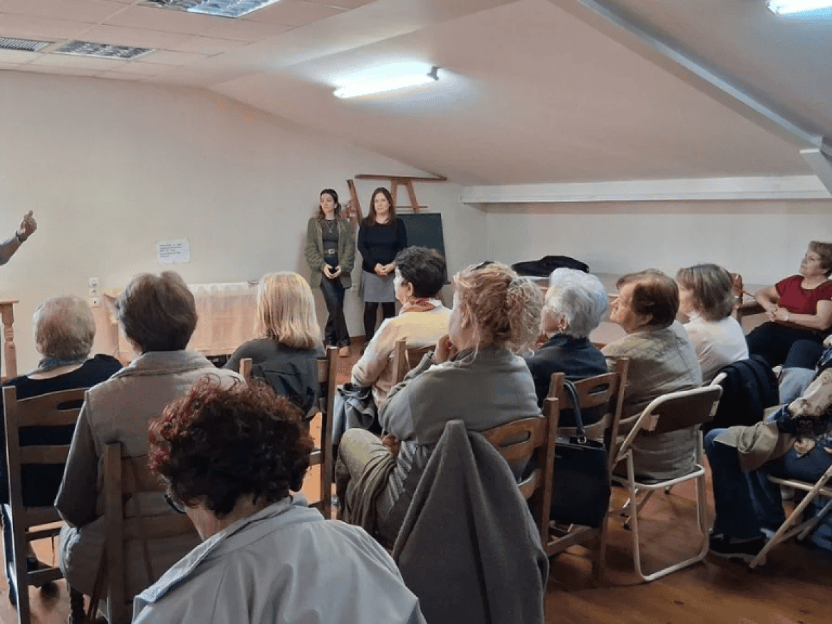 Ενημερωτική Δράση για Θέματα Υγείας Γυναικών από το Κέντρο Κοινότητας Δήμου Ξυλοκάστρου – Ευρωστίνης με τη Συμμετοχή της Διαμεσολαβήτριας Ρομά της Περιφέρειας Πελοποννήσου