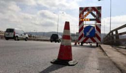 ergasies-sintirisis-se-diafora-simia