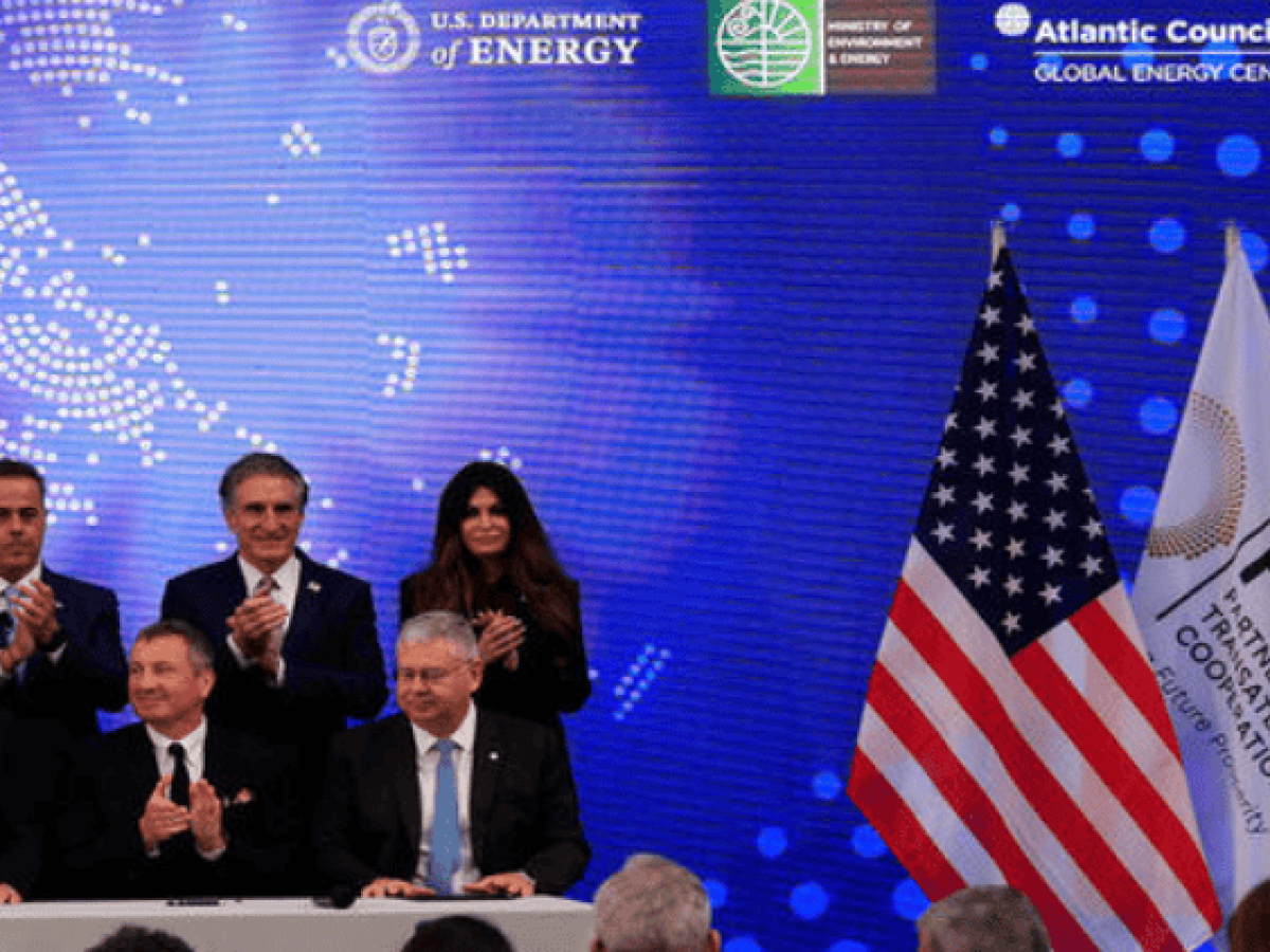 Η επέλαση των ΗΠΑ στην Ελλάδα και η αναγκαία απάντηση*