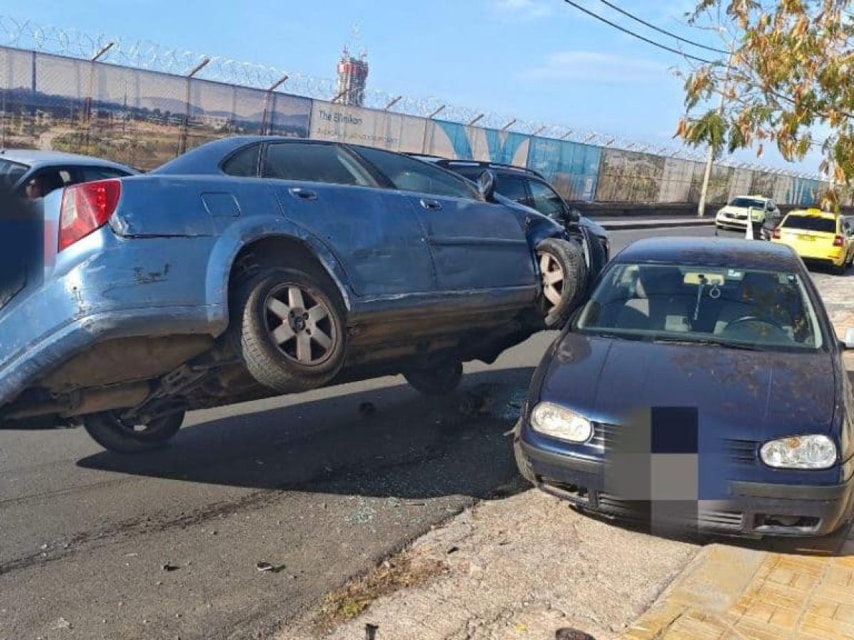 “Είχαμε πει έξω από το Γκολφ της Γλυφάδας όχι… πάνω στο Golf”