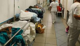 inΑ-215-diakomides-asthenon-s