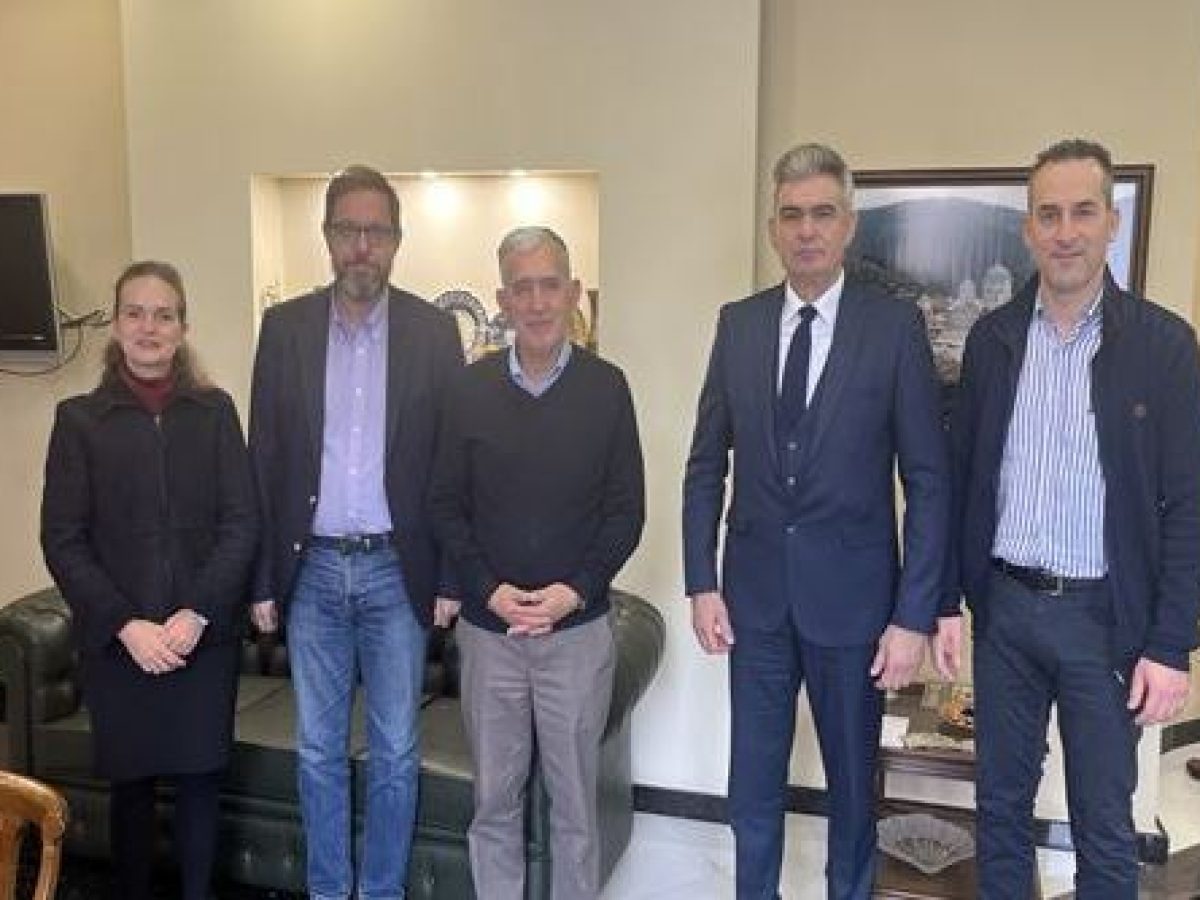 Κλιμάκιο της ΝΙΚΗΣ Δράμας στο Επιμελητήριο Δράμας