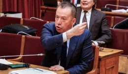 kravgi-agonias-gia-ti-thessalia