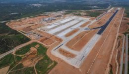 kriti-Αllazi-tis-isorropies-ston