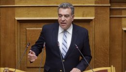 manos-konsolas-den-prepi-na