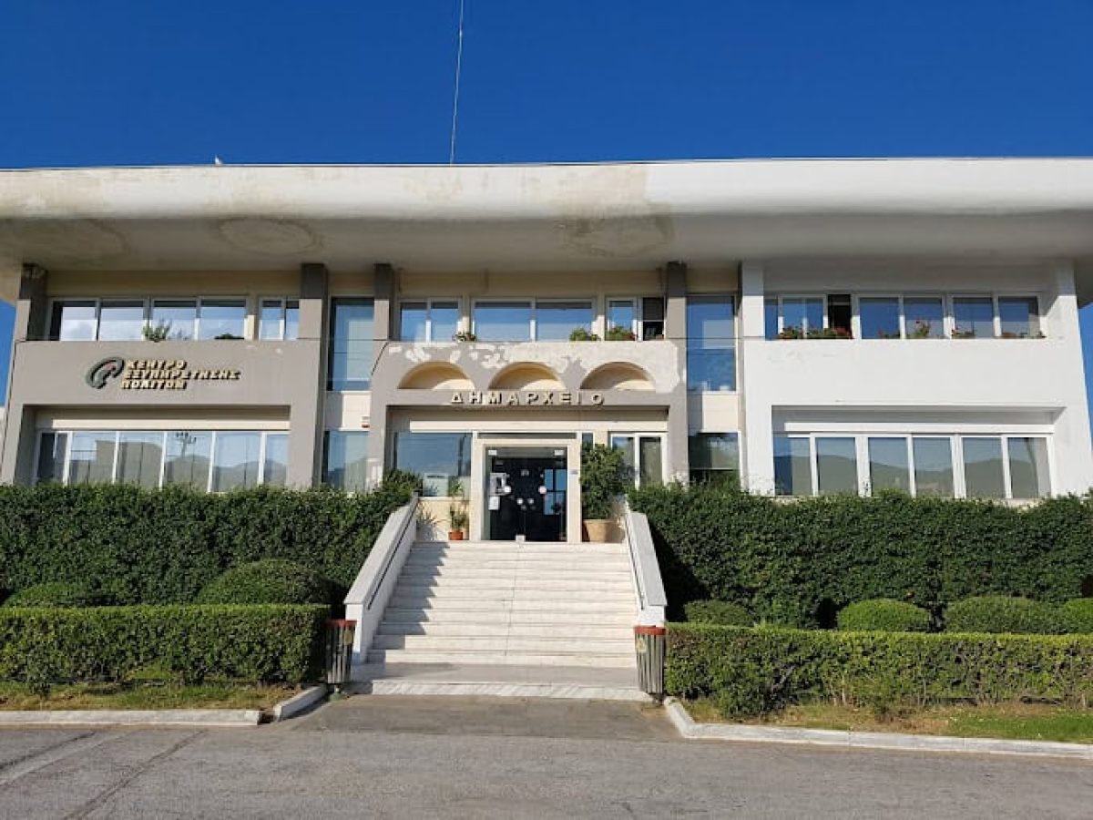 Μανταλάκια: Καβουροδαγκάνες, Εθνικός Λυκίας και ΚΕΠ Νέας Μάκρης