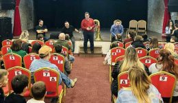 me-40-engrafes-xekinise-i