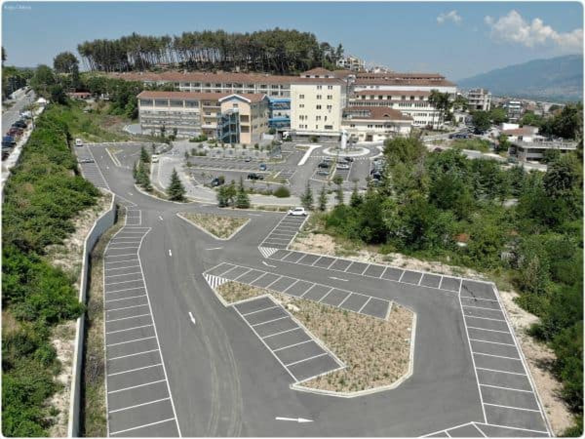 Με μωβ χρώμα το νοσοκομείο Χατζηκώστα για την Παγκόσμια Ημέρα Προωρότητας