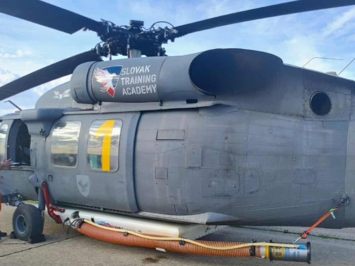 Μεσολόγγι: 2 επιβλητικά ελικόπτερα «Black Hawk» στο Αεροδρόμιο, θα παραμείνουν μία ημέρα!