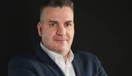 mitalidis-6-oloklira-chronia-gia