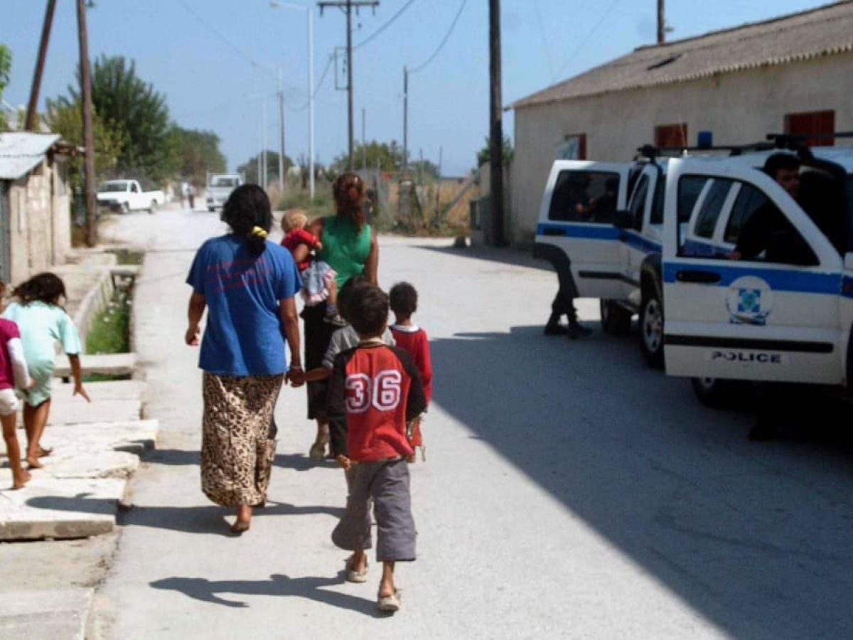 “Ντού” της αστυνομίας σε οικισμούς ΡΟΜΑ σε Αργολίδα, Αρκαδία και Μεσσηνία