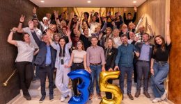 omilos-energon-neon-–-Europe