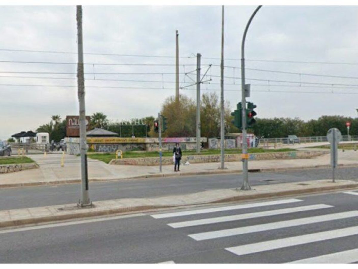 Παραλιακή: Σε αυτό το φανάρι μπαίνει μία από τις 6 ΑI κάμερες