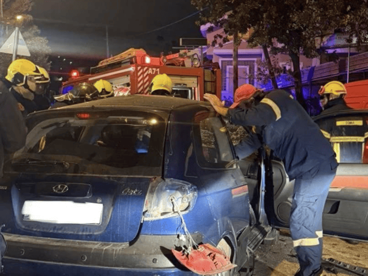 Πεντέλη: Τροχαίο με τραυματισμό δύο ατόμων επί της οδού Καλισσίων