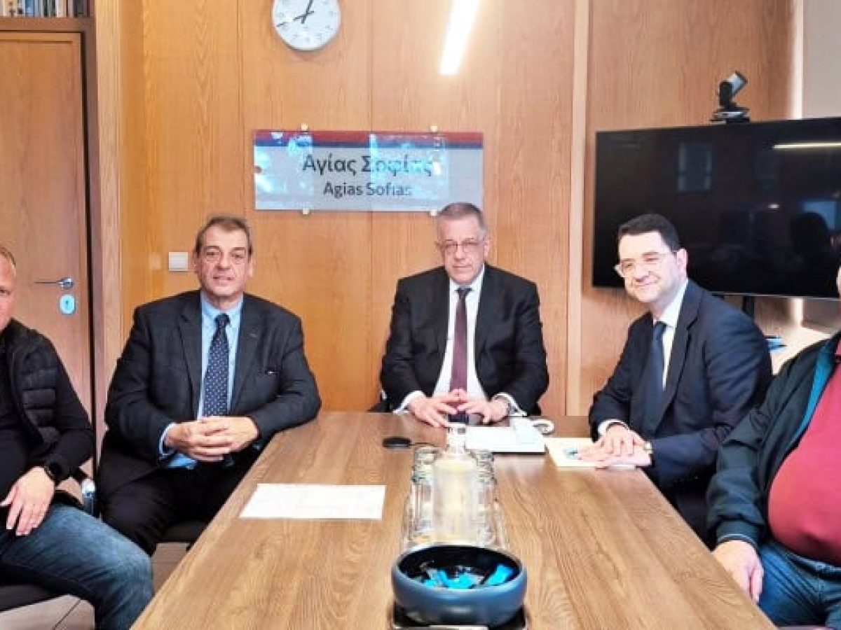 Προχωρούν οι διαδικασίες για την πεζογέφυρα στο Κάστρο. Συνάντηση Τζαβάρα στο Υπ. Υποδομών