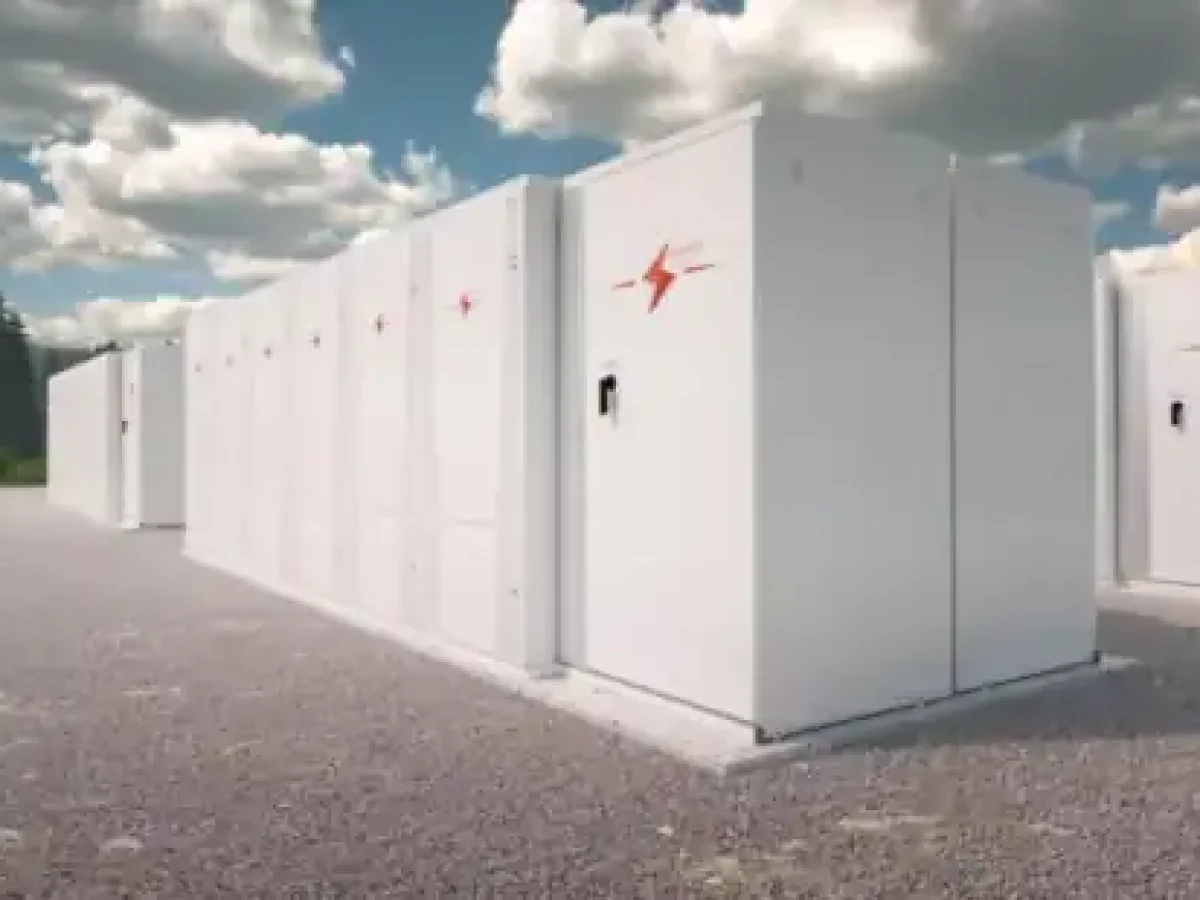 Σε λειτουργία θέτει η ΔΕΗ στην Κοζάνη την πρώτη μονάδα αποθήκευσης ενέργειας της χώρας