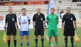 sinechia-me-dio-akoma-mats