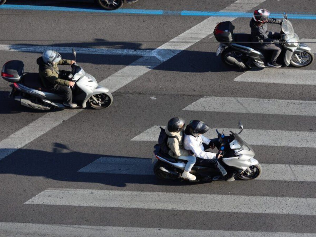 Στερεά: 958 έλεγχοι και 42 παραβάσεις για τη μη χρήση κράνους