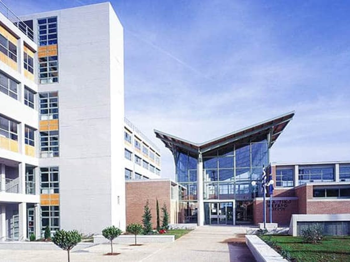 Το βάρος στις διοικήσεις!