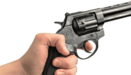 xilo-ke…-koumpoura-sto-dikastirio