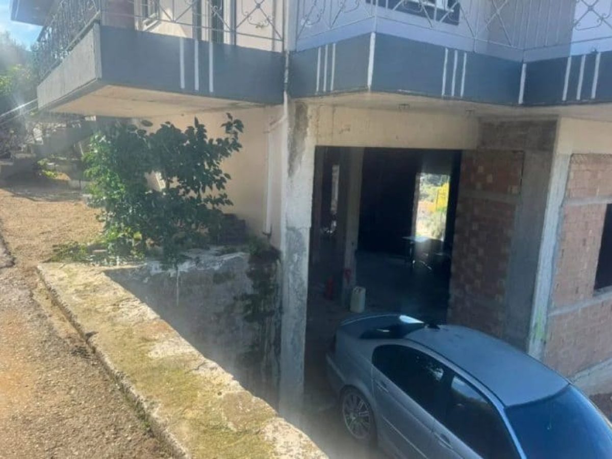 Αχαΐα: Ανατροπή με το 4χρονο που έχασε την ζωή του – Ο 25χρονος συγγενής ομολόγησε ότι δεν έπεσε από τοίχο αλλά είχαν τροχαίο με γουρούνα