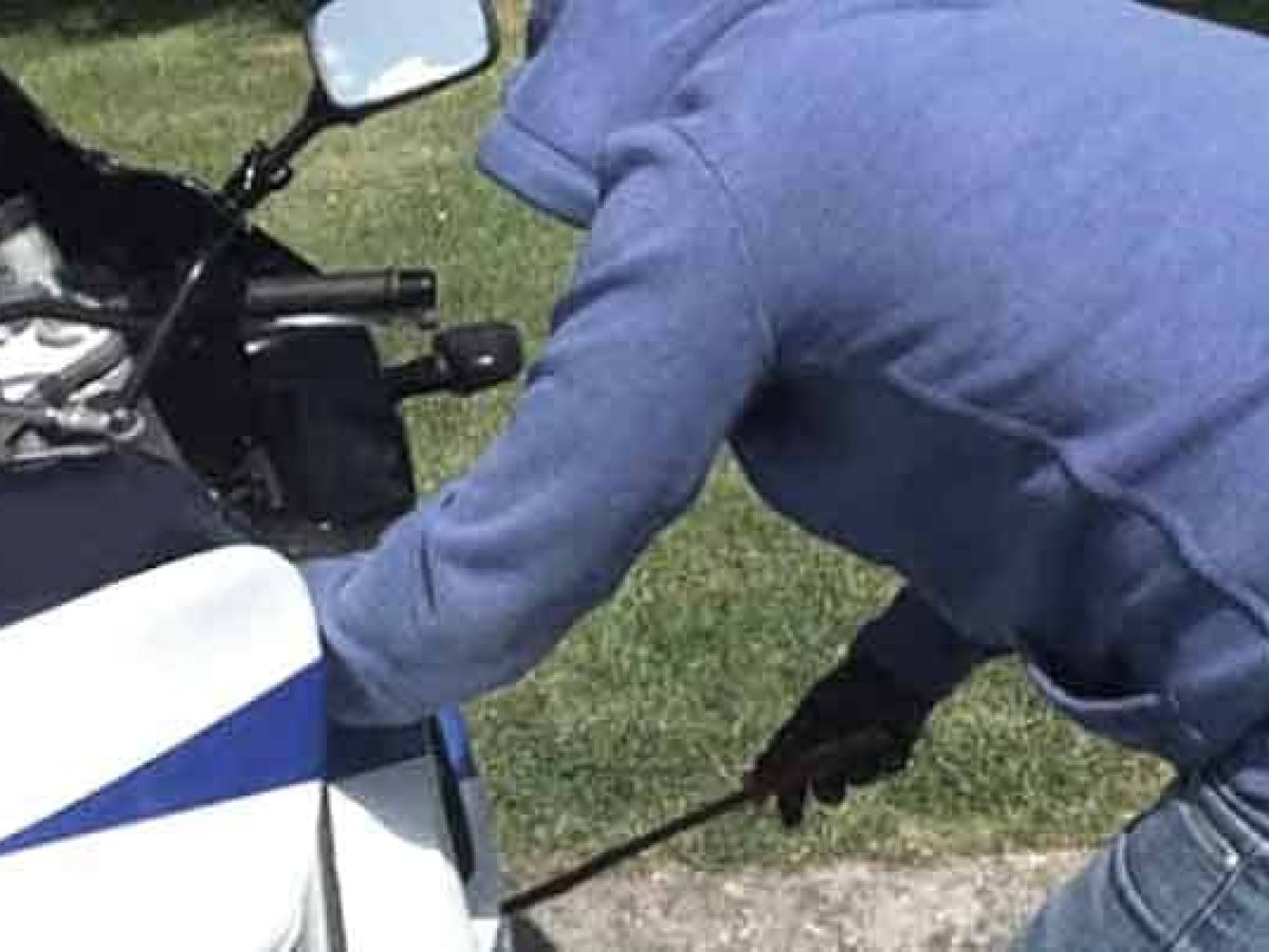 Αλεξανδρούπολη: Κύκλωμα ανηλίκων πίσω από κλοπές δικύκλων – Συνελήφθησαν με ένα από τα κλεμμένα-Χειροπέδες και σε οκτώ γονείς