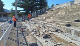 Αnavathmizete-to-dimotiko-stadio-poligirou