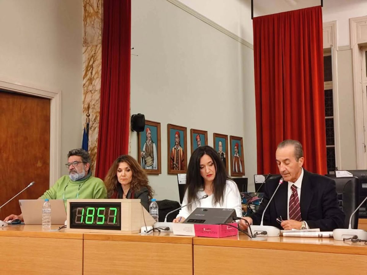&Alpha;&gamma;&rho;ί&nu;&iota;&omicron;: &Pi;&alpha;&rho;&omicron;&upsilon;&sigma;&iota;ά&sigma;&tau;&eta;&kappa;&epsilon; &tau;&omicron; &pi;&alpha;&iota;&delta;&iota;&kappa;ό &beta;&iota;&beta;&lambda;ί&omicron; &tau;&eta;&sigmaf; &Mu;&alpha;&rho;ί&alpha;&sigmaf; &Gamma;&rho;&eta;&gamma;&omicron;&rho;&omicron;&pi;&omicron;ύ&lambda;&omicron;&upsilon; &laquo;&Omicron; &Rho;&alpha;&kappa;&omicron;&sigma;&upsilon;&lambda;&lambda;έ&kappa;&tau;&eta;&sigmaf; &tau;&eta;&sigmaf; &Alpha;&gamma;ά&pi;&eta;&sigmaf;&raquo;