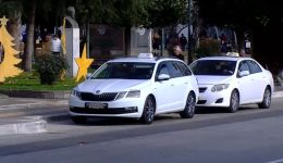 &Alpha;kirothike-i-piatsa-ton-taxi-1