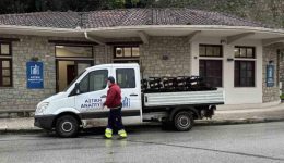 120-nea-pagkakia-se-poli