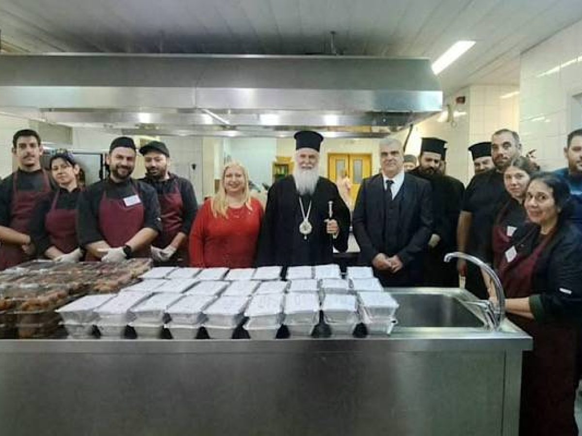 200 Γεύματα Αγάπης: Η Σ.Α.Ε.Κ. Λήμνου και η Ιερά Μητρόπολη έκαναν την αλληλεγγύη πράξη!