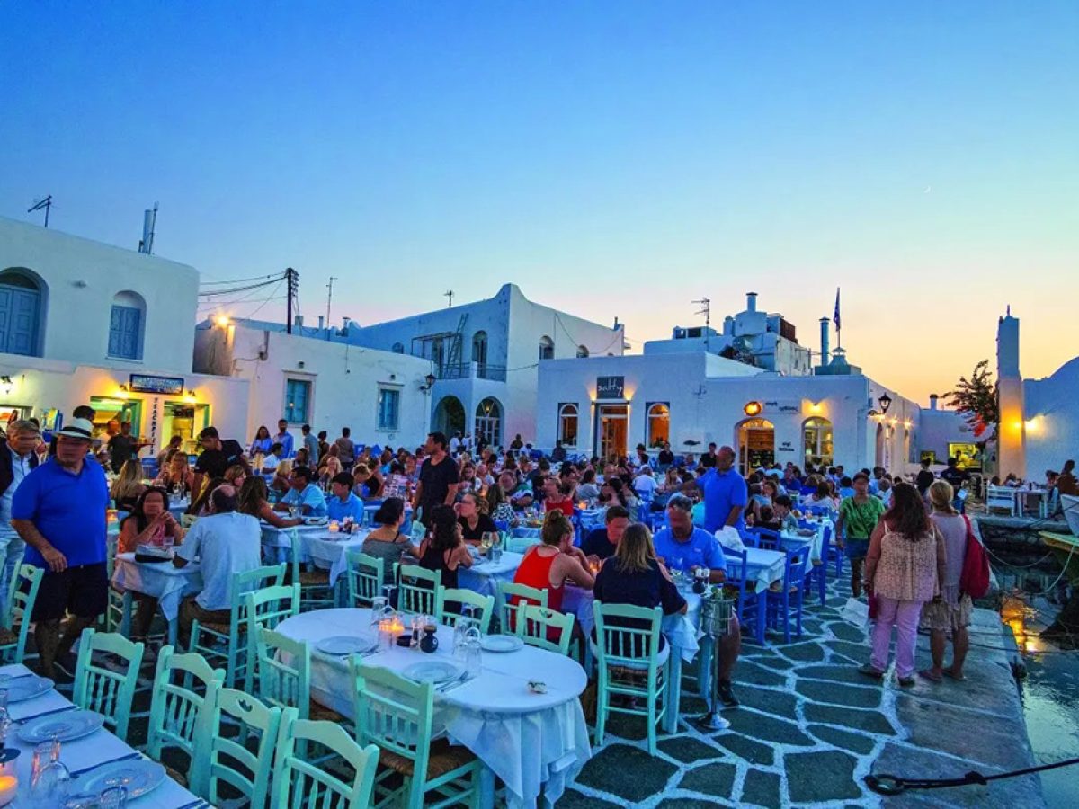 Conde Nast Traveller: Αυτά είναι τα 15 καλύτερα Ελληνικά νησιά για ταξίδια το 2026 – Τα 8 είναι στις Κυκλάδες