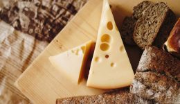 Kriti-Αntimetopi-me-katastasi-sinechous