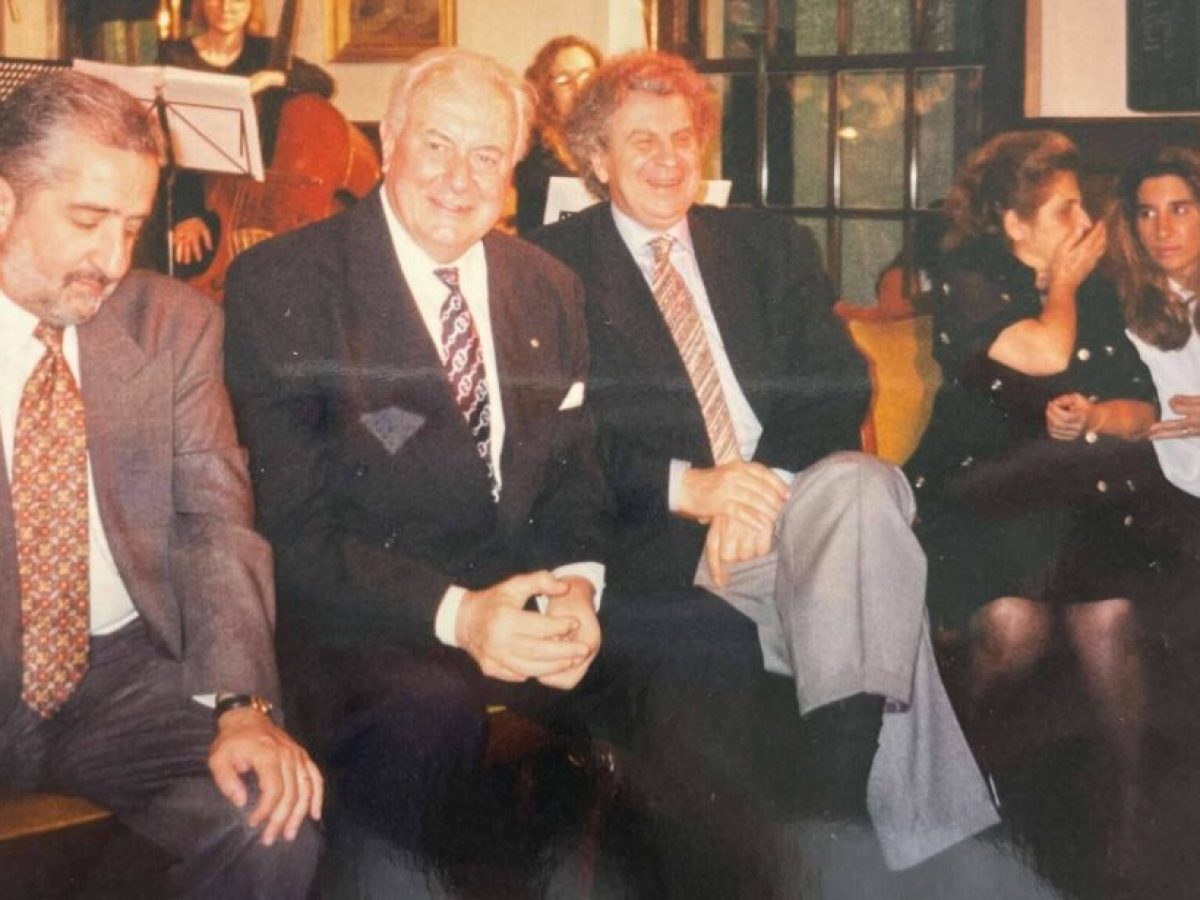 Nick Bolkus (1950–2025): Ένας Έλληνας της Αυστραλίας που υπηρέτησε τον Πολυπολιτισμό,την παροικία και την Ελλάδα