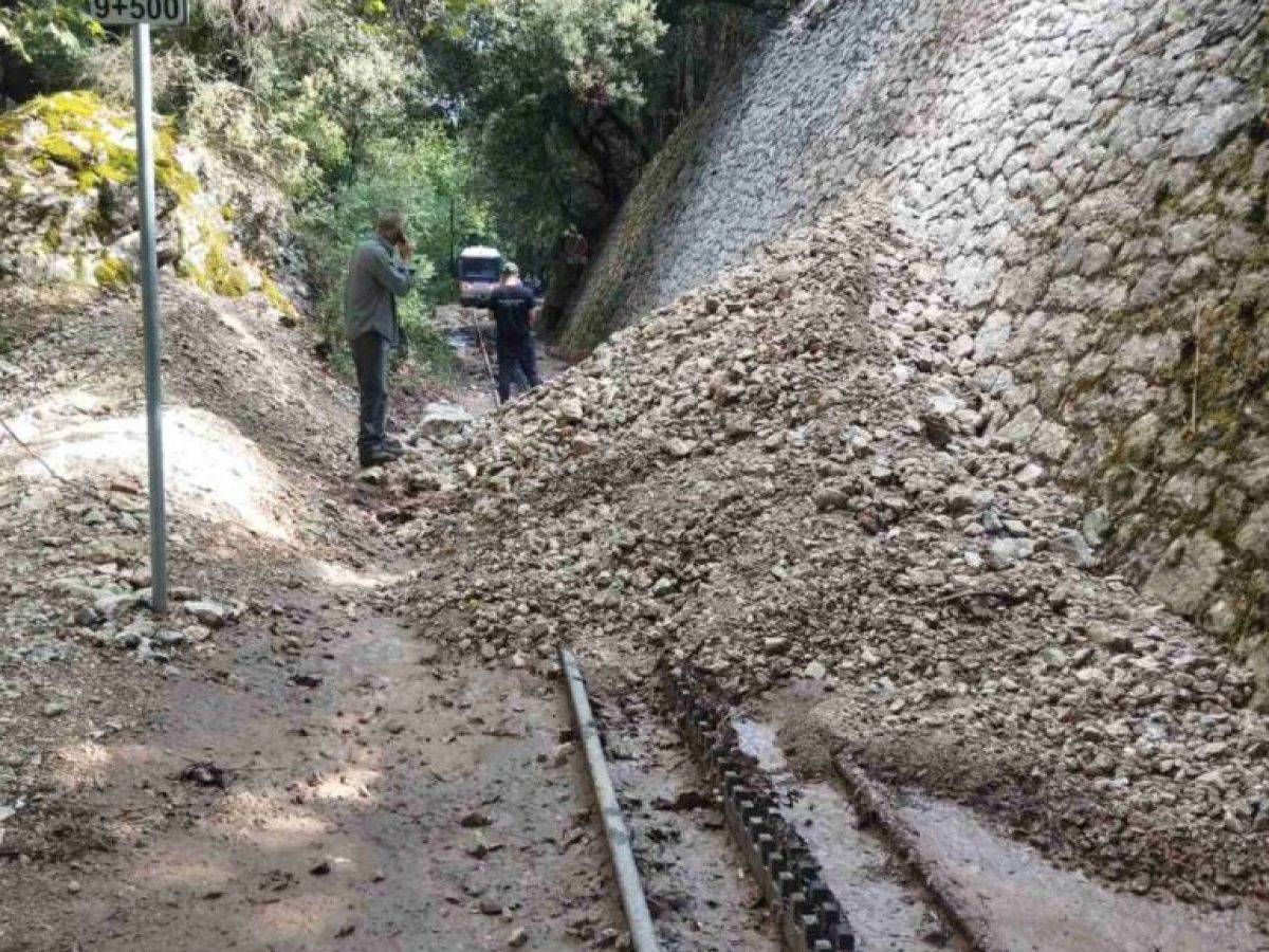 Oρειβάτες που εξέπεμψαν βοήθεια στα Καλάβρυτα – Τους παρέλαβε ο Οδοντωτός