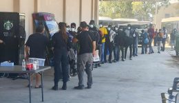 chania-krousma-elonosias-stous-metanastes