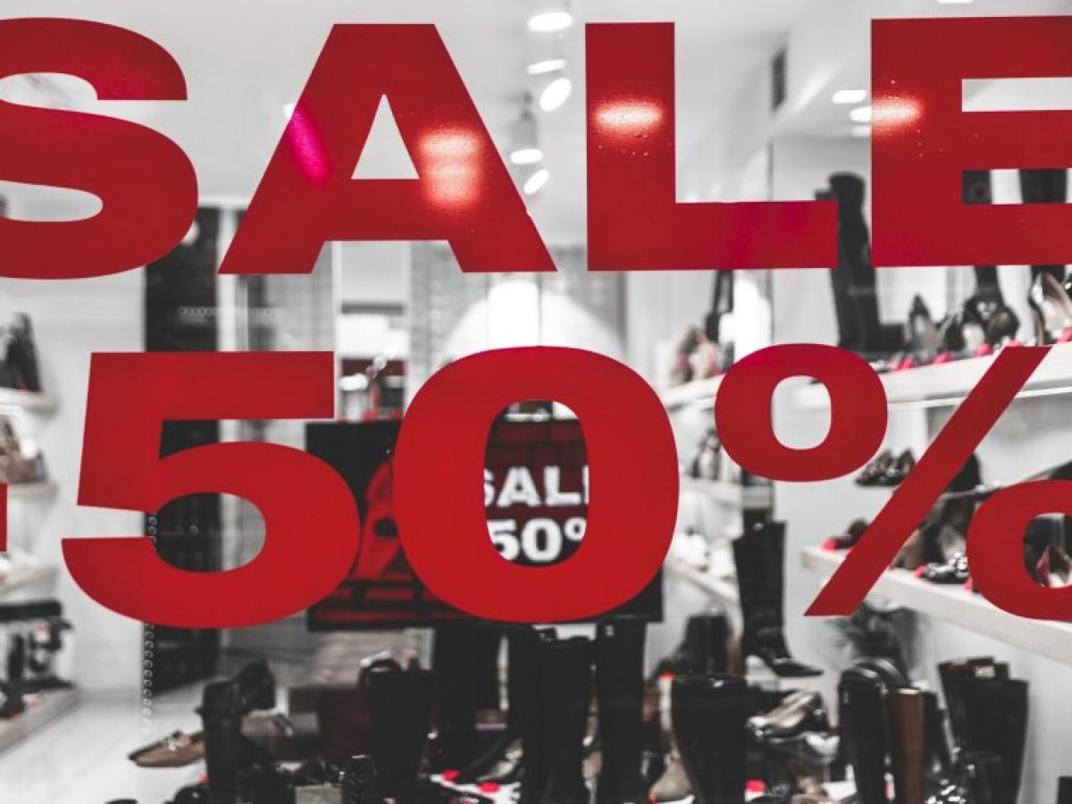 Χειμερινές εκπτώσεις 2026: Σε πόσες ημέρες ξεκινούν