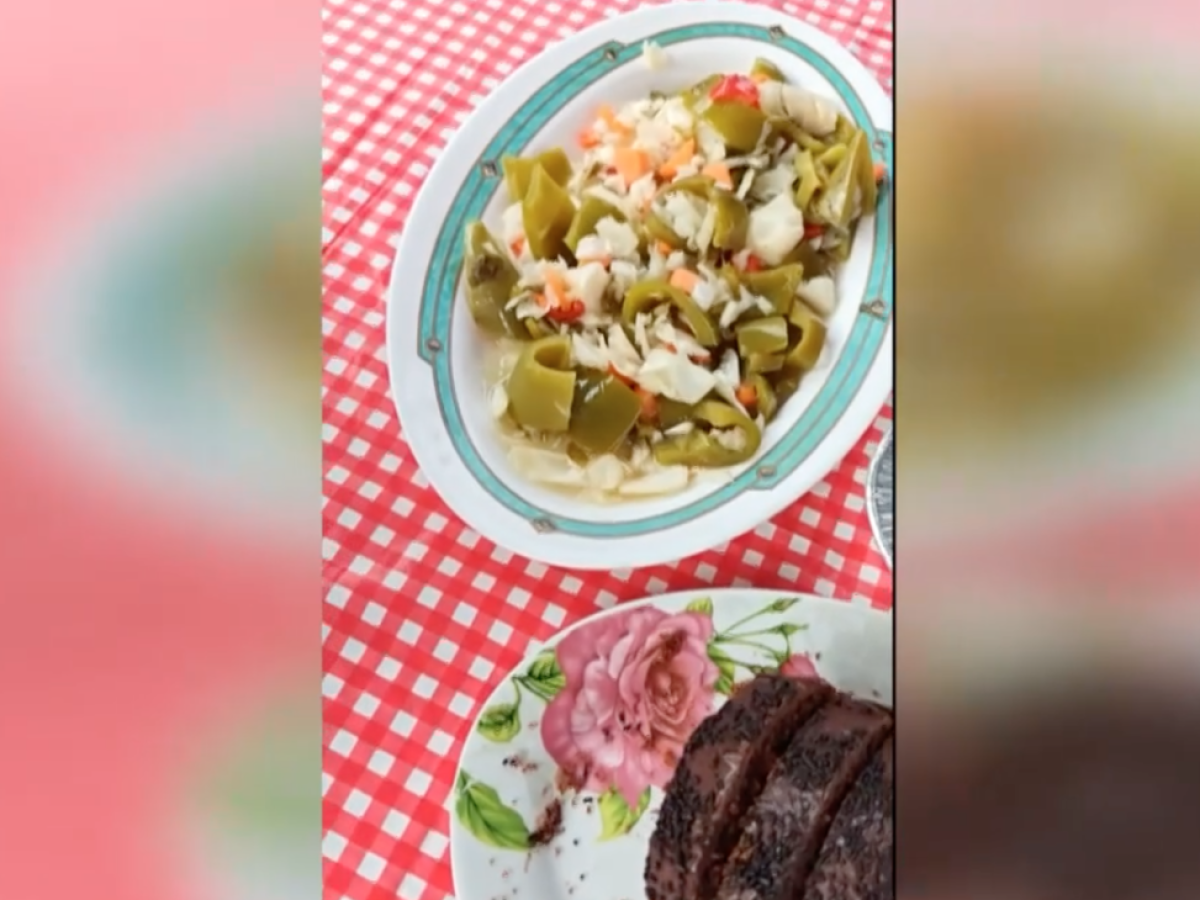 Χριστούγεννα ανά την Ελλάδα με παραδοσιακά έθιμα, εδέσματα και κατανυκτική ατμόσφαιρα