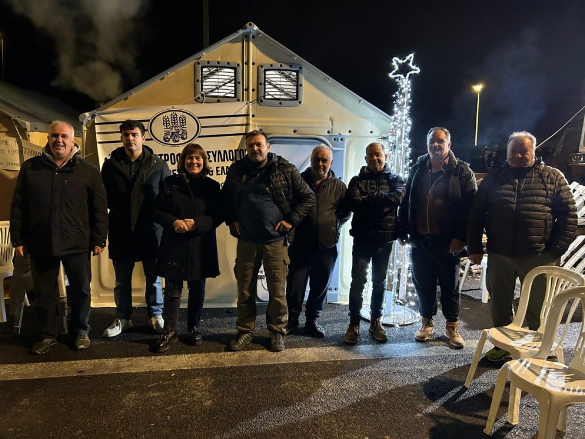 Χριστούγεννα στο μπλόκο Νίκαιας