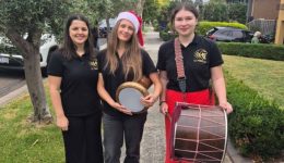 christougenniatikes-melodies-stis-gitonies-tis-1