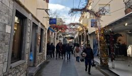 christougenniatiki-agora-me-dora-gia