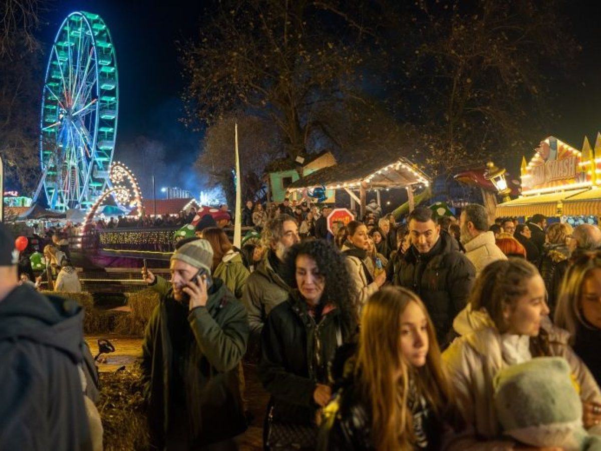 Χρόνια πολλά από την πρωτεύουσα των Χριστουγέννων!